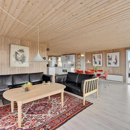 Cozy In Hvide Sande With Sauna Havrvig